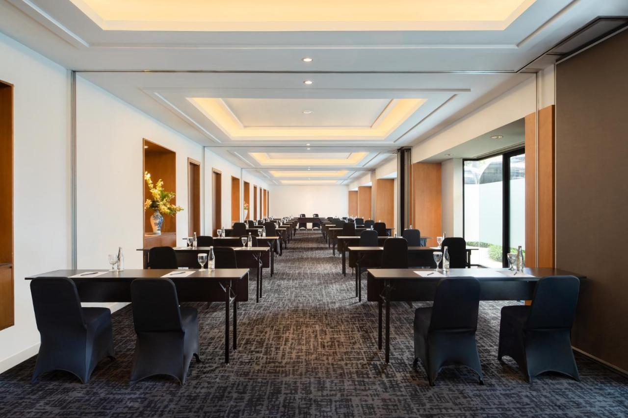 Oakwood Suites Kuningan Jakarta Exterior foto