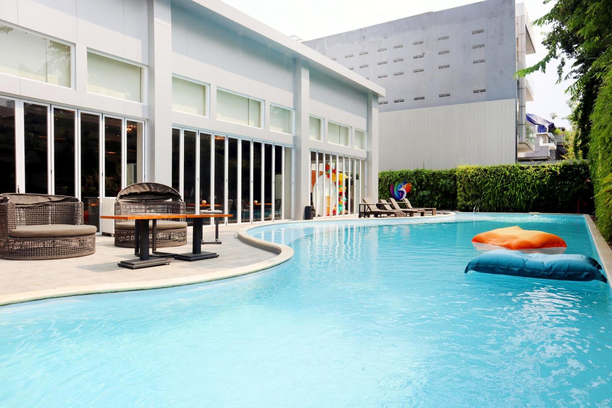 Oakwood Suites Kuningan Jakarta Exterior foto